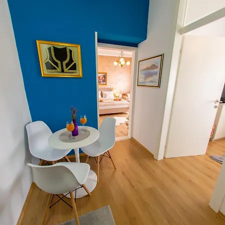Hersek Apartment *